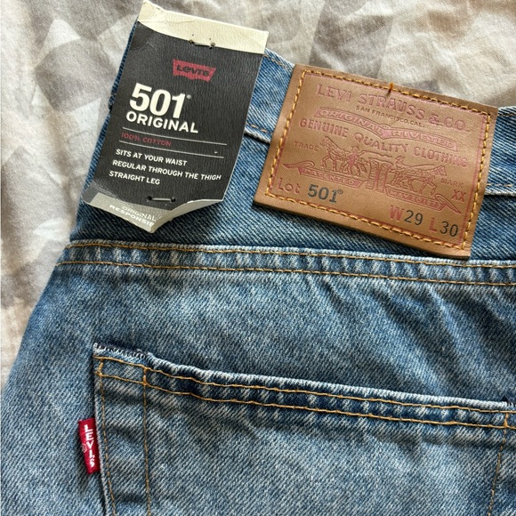 NWT - LEVI 501 Original Jeans - Picture 2 of 6